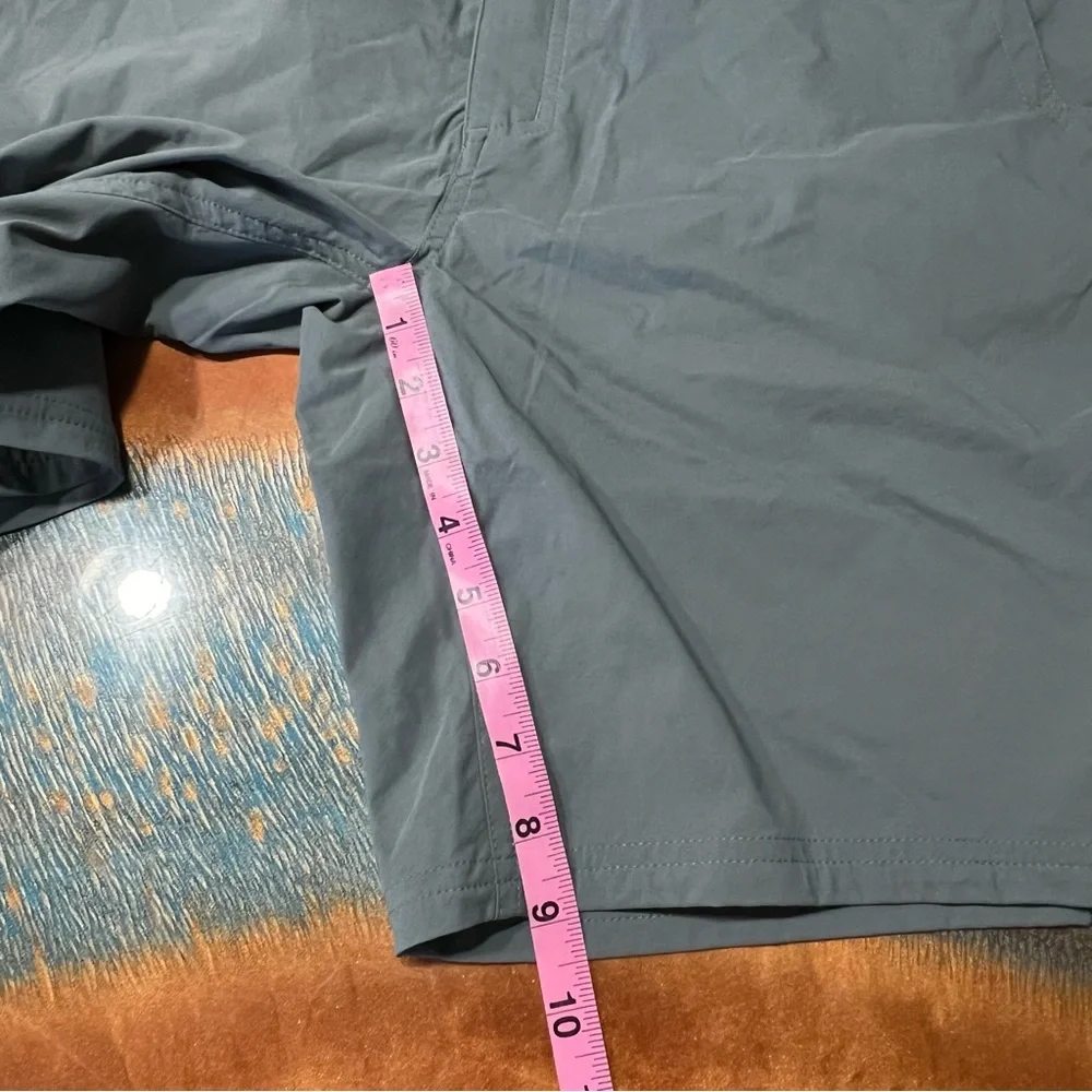 Mountain Hardwear nwt mountain